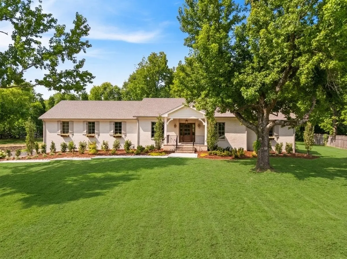 1214 Hunters Trail Dr, Franklin, TN 37069 - #1