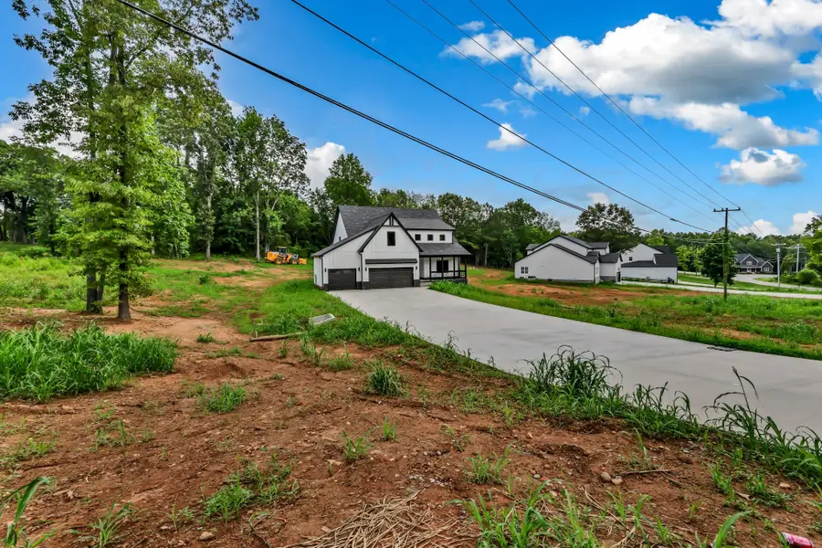 1717 Powell Rd, Clarksville, TN 37043 - #2