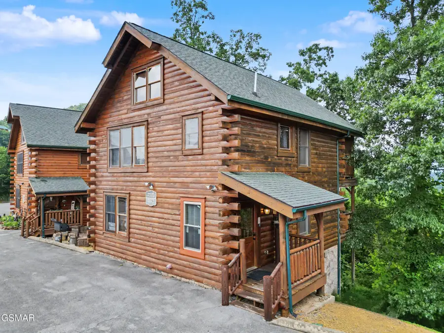 2823 White Oak Ridge Ln Lane, Sevierville, TN 37862 - #2