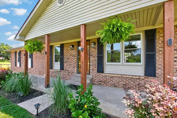 2152 Nashville Hwy N, Columbia, TN 38401
