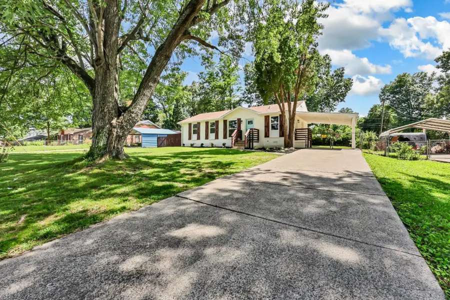 824 Garrettsburg Rd, Clarksville, TN 37042 - #2