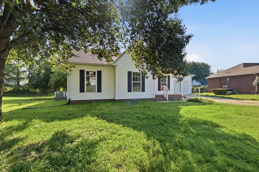 234 Putter Point Dr, Gallatin, TN 37066 - #3