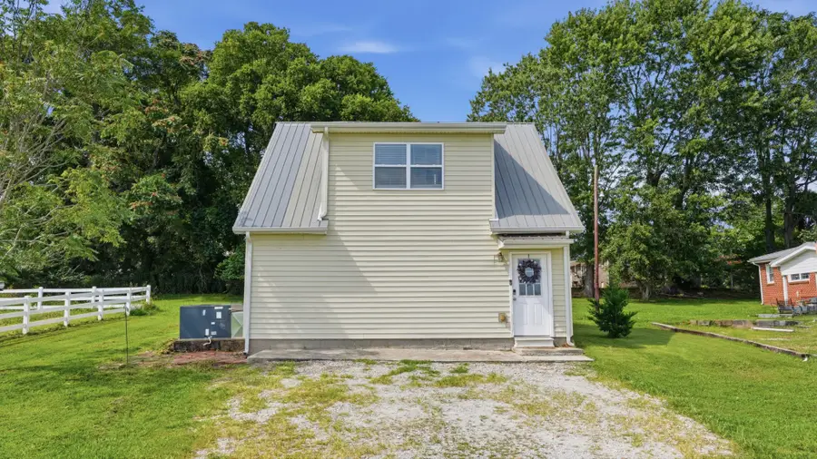 525 Sharp Springs Rd, Winchester, TN 37398 - #2