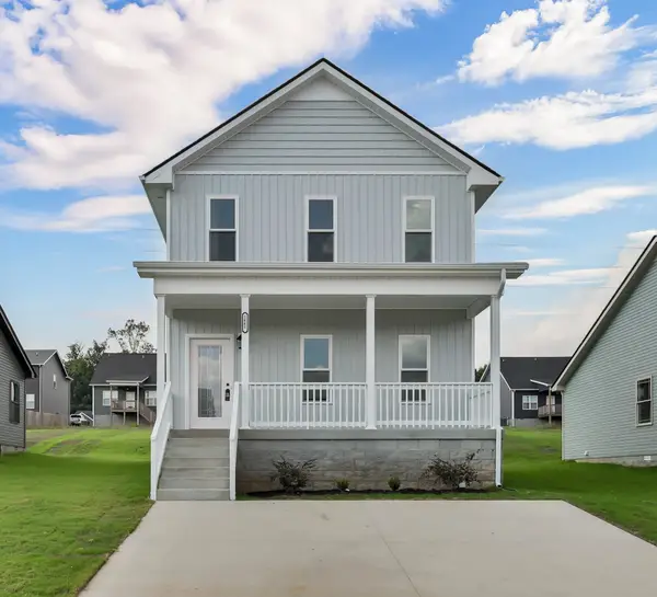 2667 Scott Dr, Clarksville, TN 37042