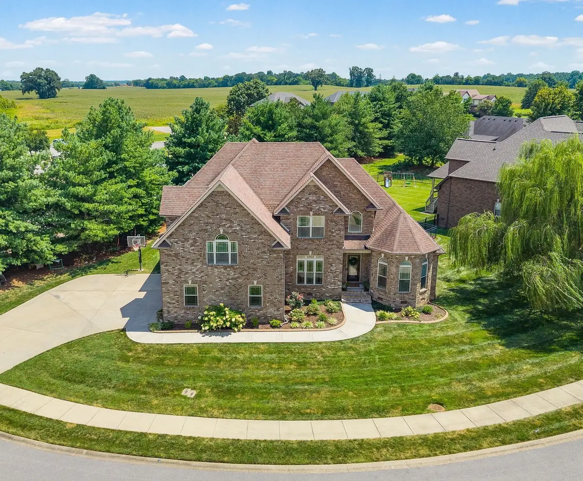 1165 Buggy Cv, Clarksville, TN 37043 - #1