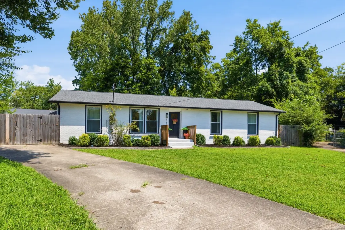 424 Kingview Ct, Nashville, TN 37218 - #1