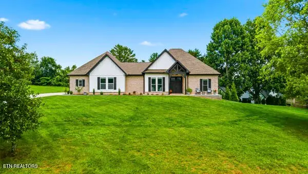 2531 Red Wing Way, Maryville, TN 37801