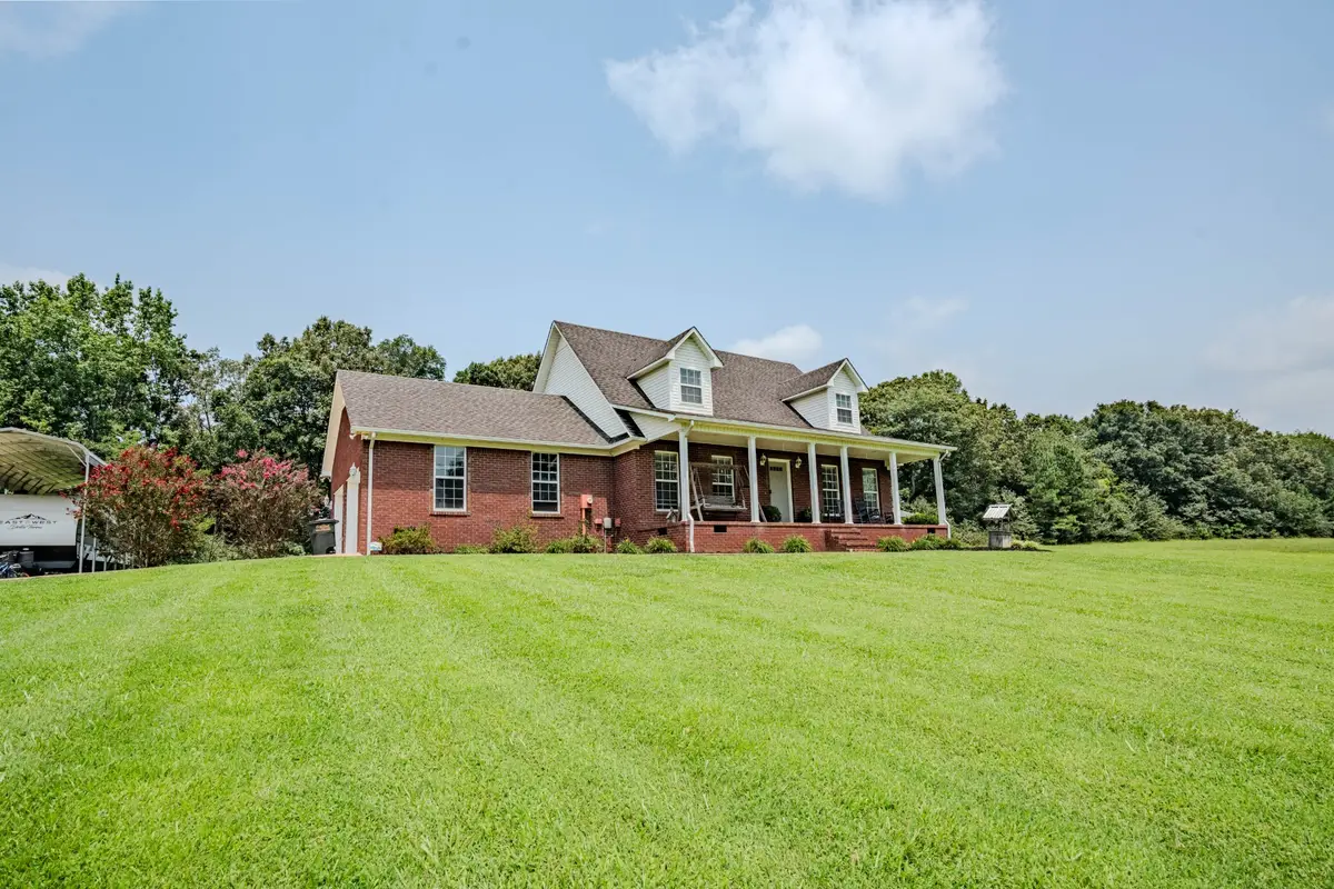 57 Old Jackson Hwy, Leoma, TN 38468 - #1