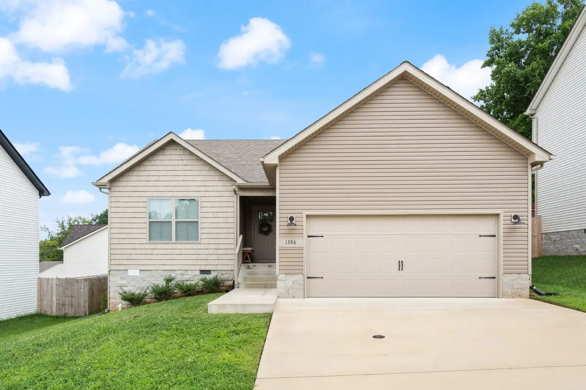 1386 Isaiah Dr, Clarksville, TN 37042 - #1
