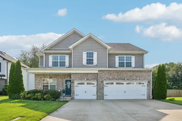 675 Sturdivant Dr, Clarksville, TN 37042