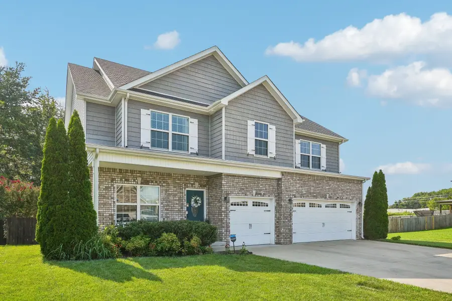 675 Sturdivant Dr, Clarksville, TN 37042 - #2