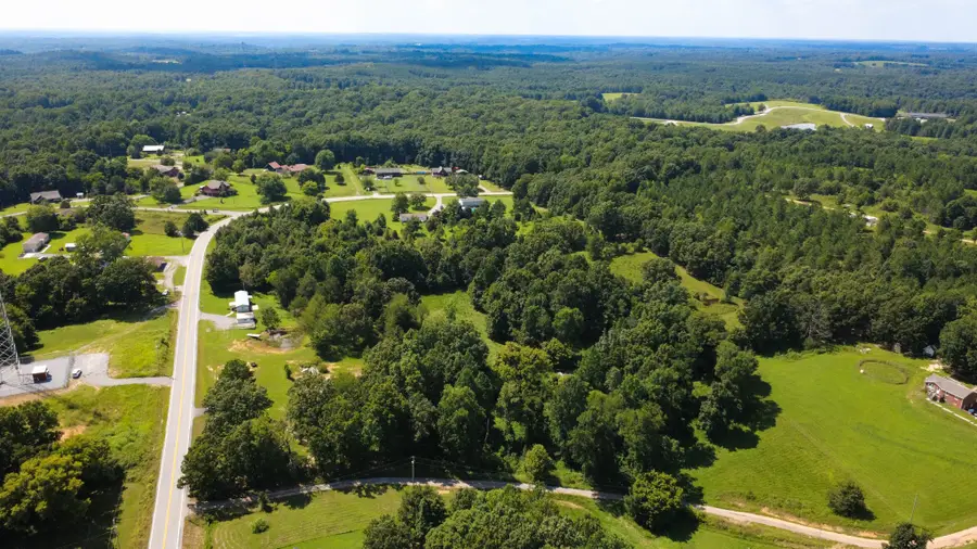 4569 Cumberland City Road, Indian Mound, TN 37079 - #2