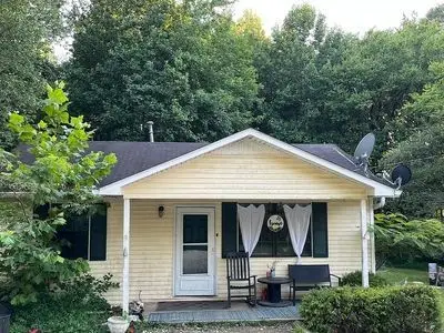 631 Wren Ave, Camden, TN 38320 - #1