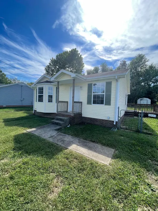 124 Grant Ave, Oak Grove, KY 42262