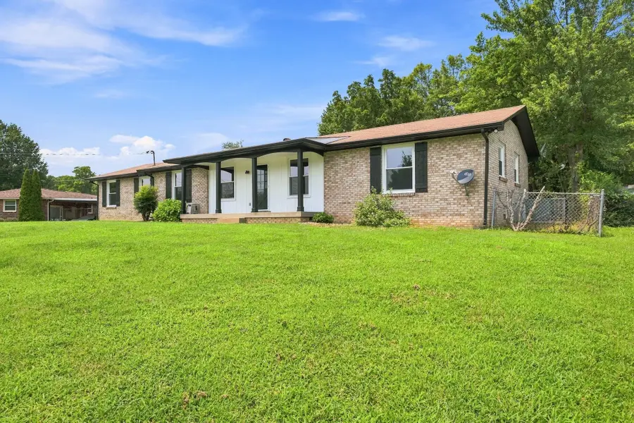 104 Lagrange Dr, Hendersonville, TN 37075 - #2
