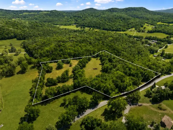 180 Lake Hollow Rd, Woodbury, TN 37190