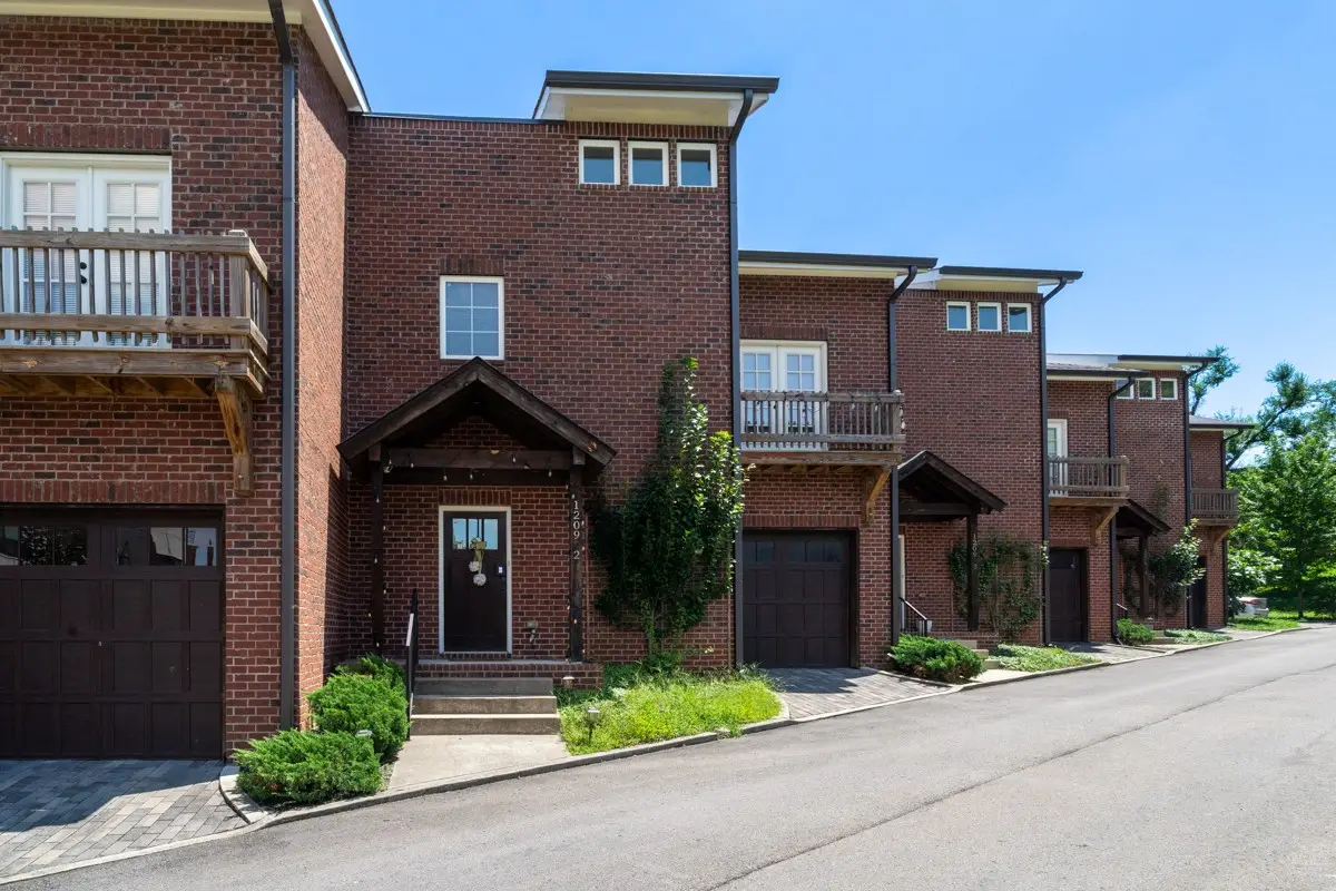 1209 Hawkins St #2, Nashville, TN 37203 - #1