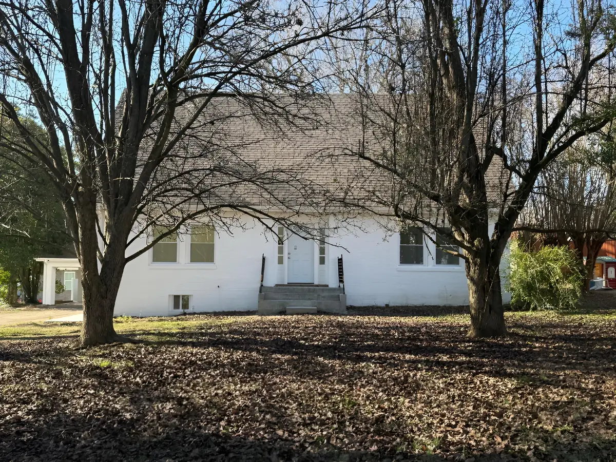 103 Springer Dr, Lawrenceburg, TN 38464 - #1
