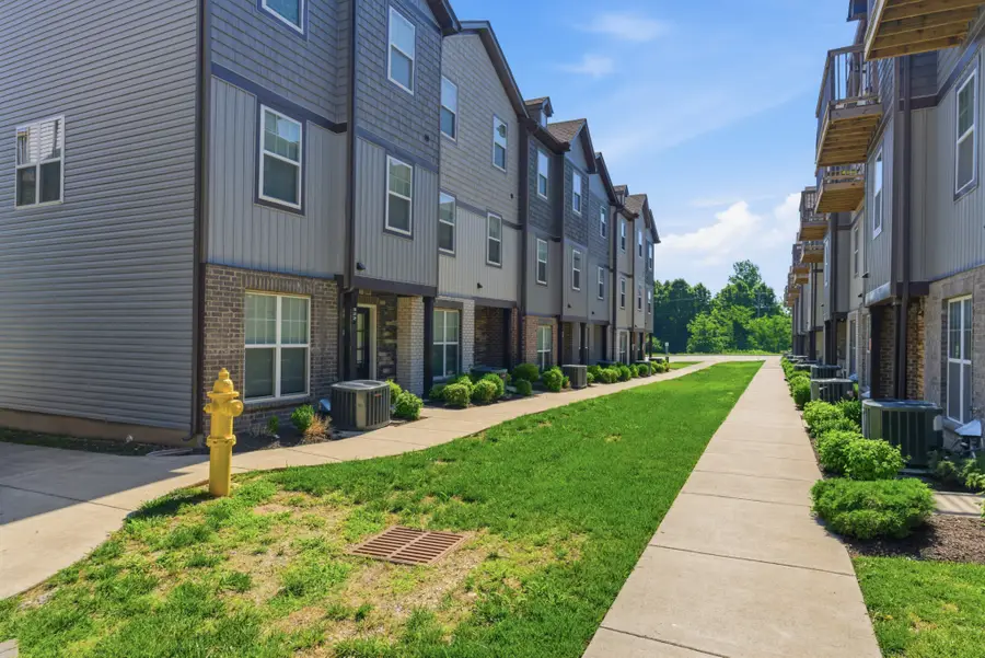 322 Negri Ct, La Vergne, TN 37086 - #2