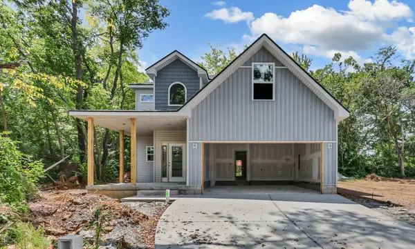 318 Switchgrass Dr, Clarksville, TN 37042
