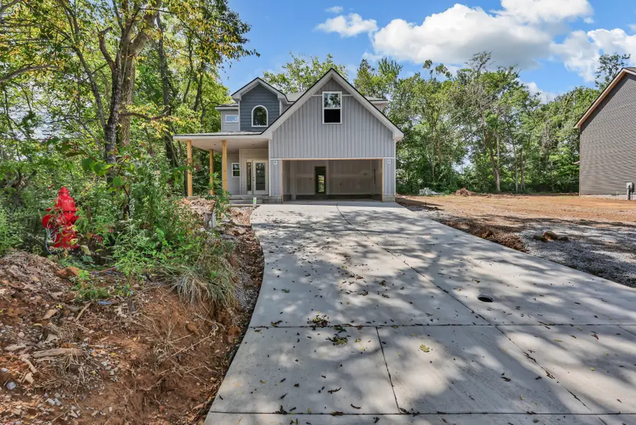 318 Switchgrass Dr, Clarksville, TN 37042 - #2
