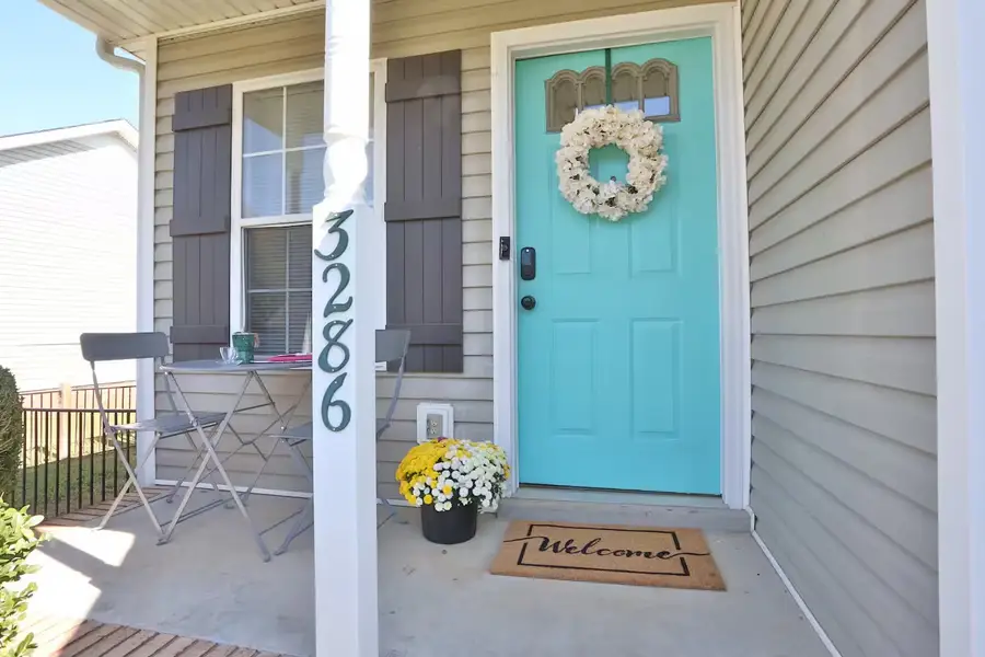 3286 N Senseney Cir, Clarksville, TN 37042 - #2