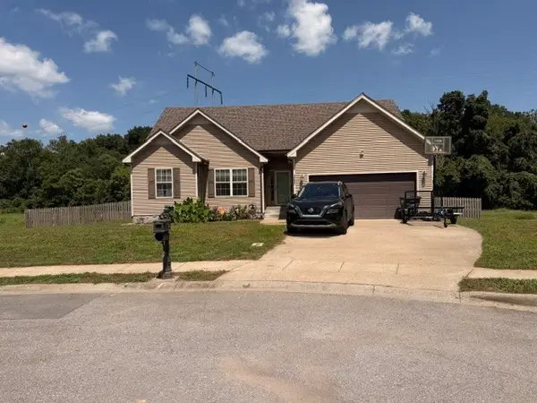 1312 Morstead Dr, Clarksville, TN 37042