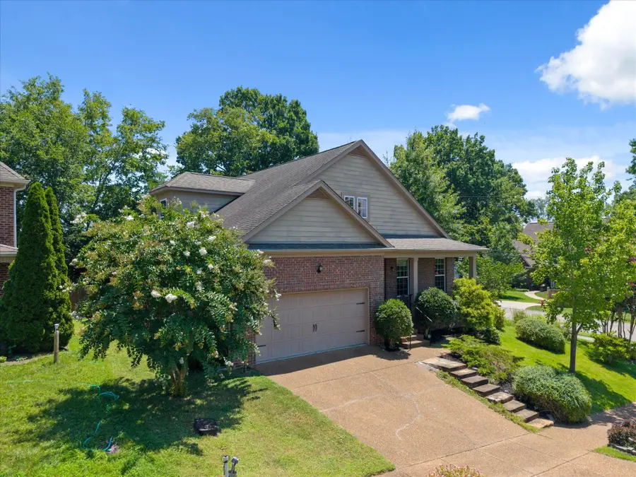 600 Collinscrest Ct, Nashville, TN 37221 - #2