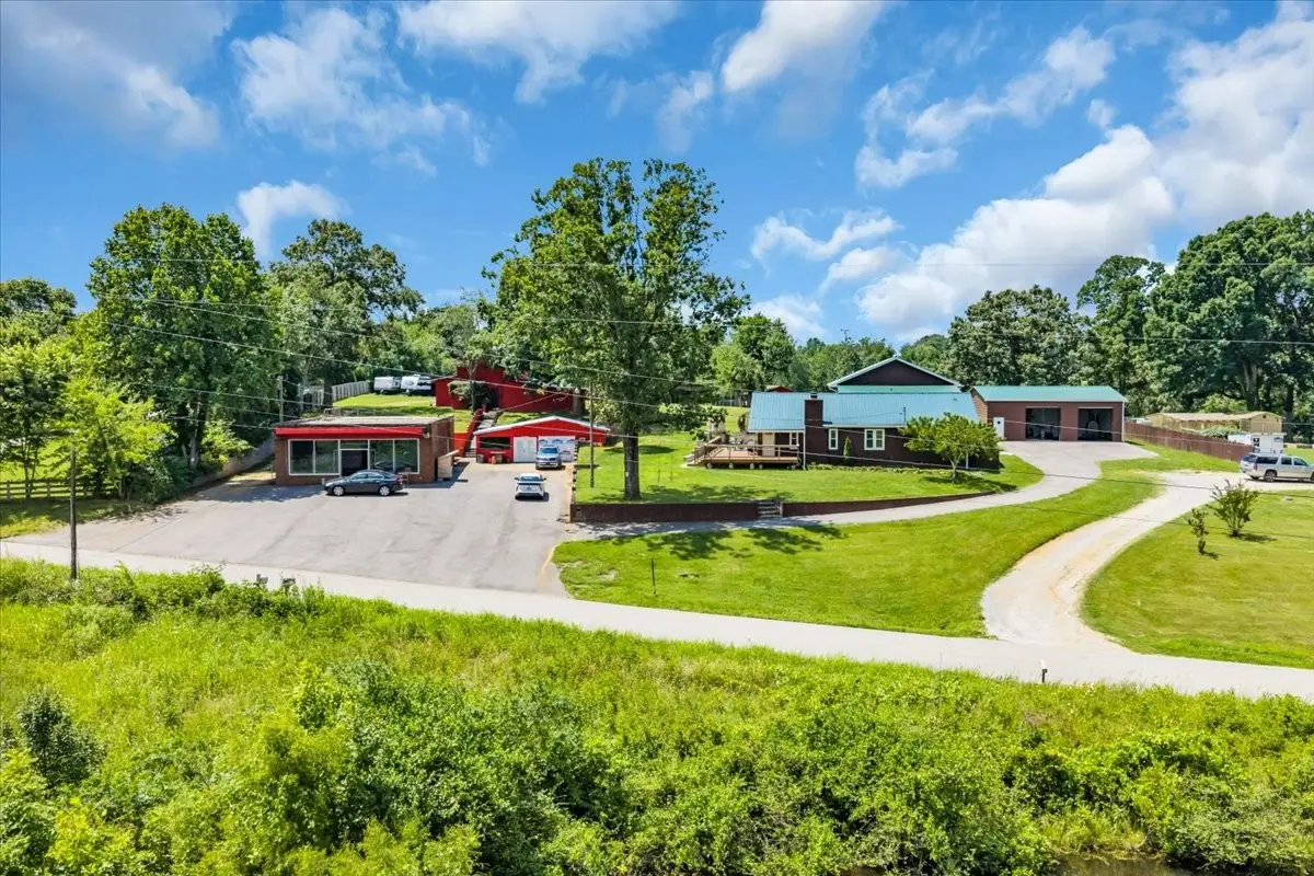 1278 Spencer Mill Rd, Burns, TN 37029 - #1