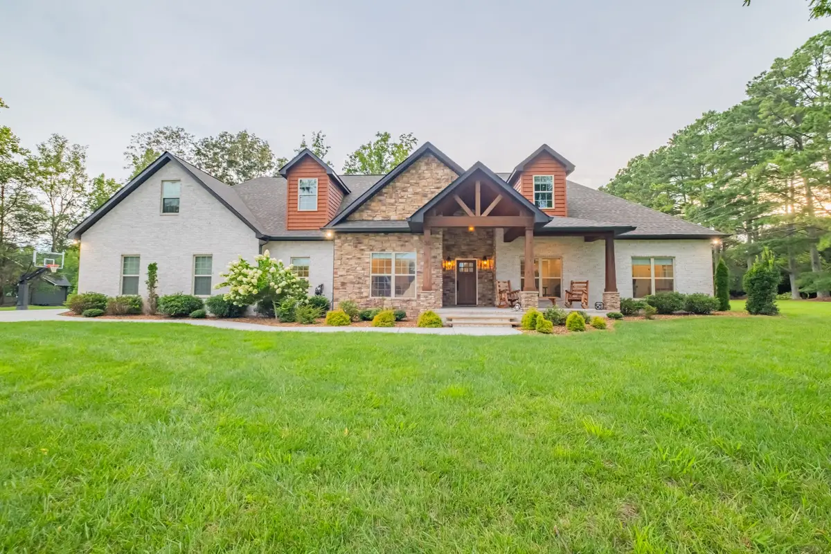 30 Pinehurst Dr, Manchester, TN 37355 - #1