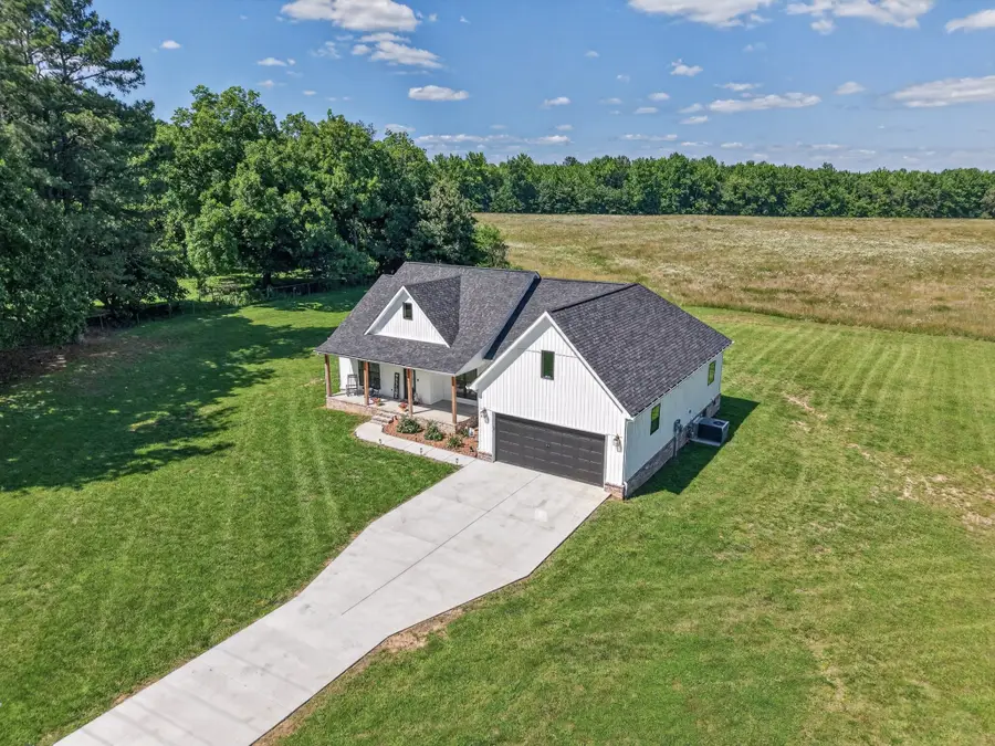 9 Town Rd, Fayetteville, TN 37334 - #3
