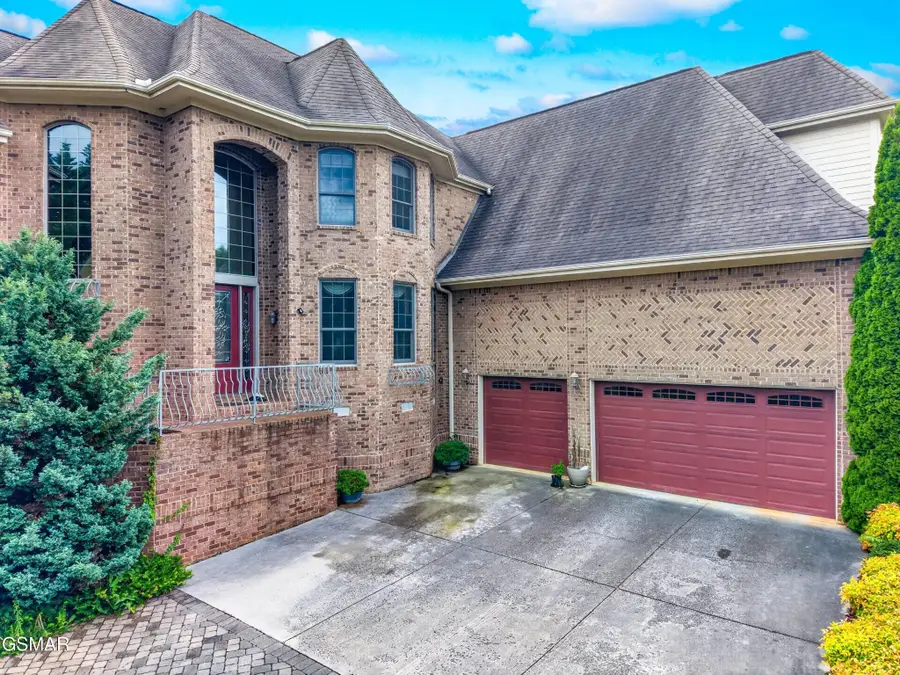 4318 Stonehenge Way, Dandridge, TN 37725 - #2