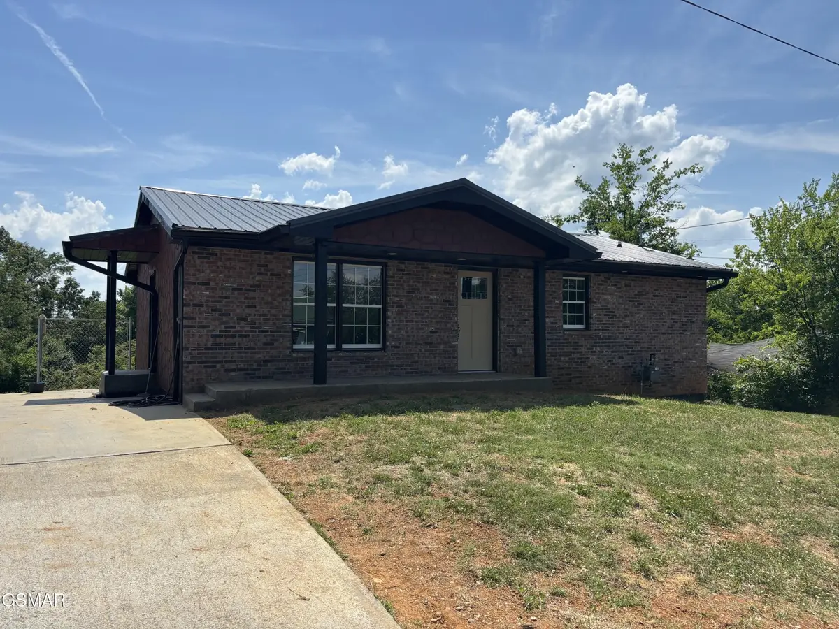 709 8th Street, Newport, TN 37821 - #1