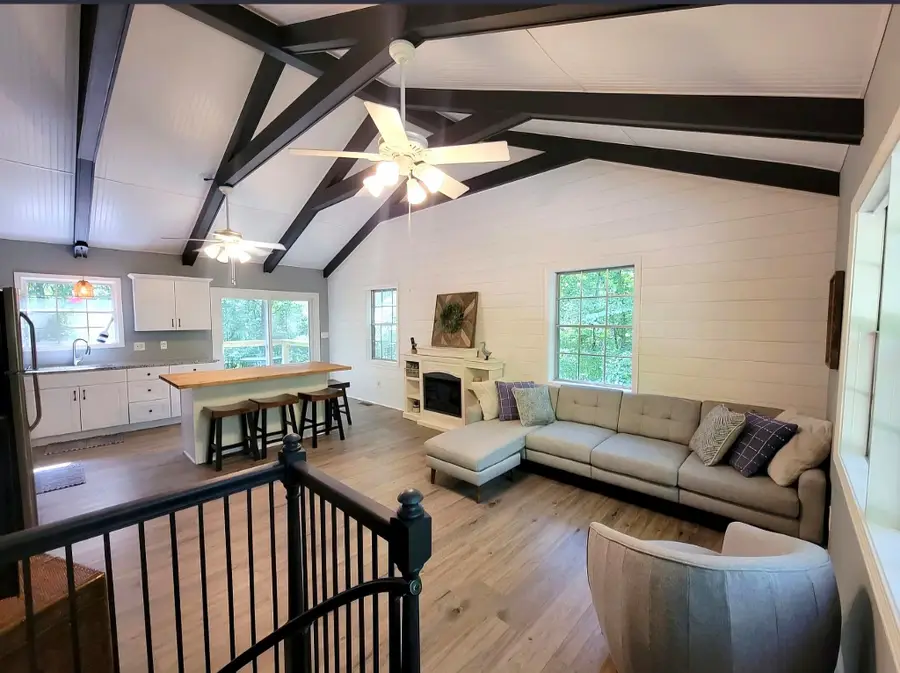 1377 Four Seasons Dr, Smithville, TN 37166 - #3