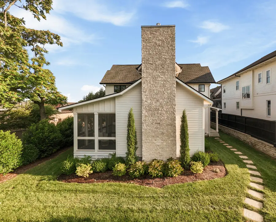 1207 Sweetbriar Avenue, Nashville, TN 37212 - #2