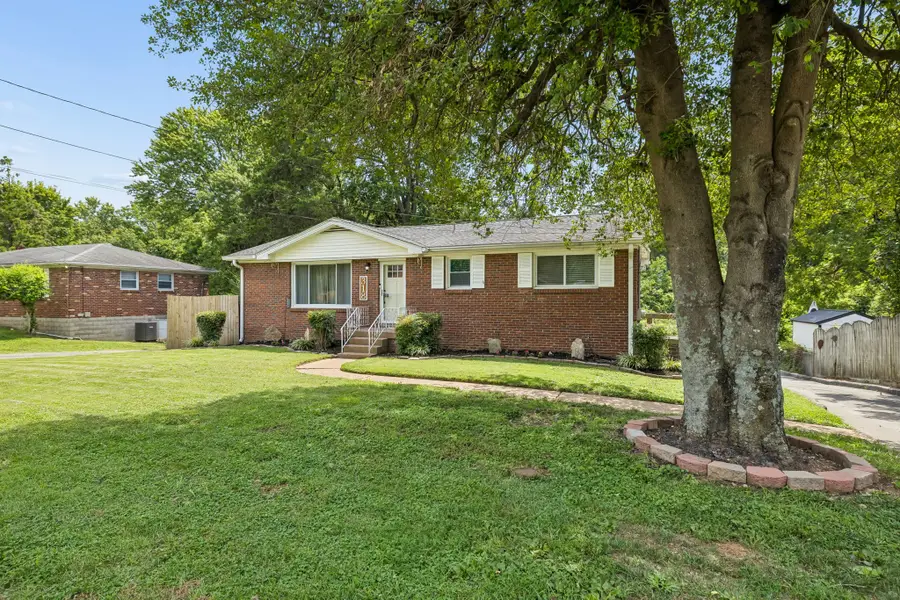 318 Jacksonian Dr, Hermitage, TN 37076 - #3