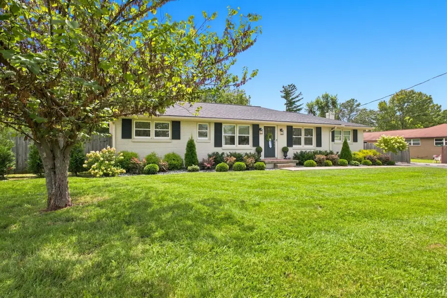 1014 Hickory Ct, Lebanon, TN 37087 - #2