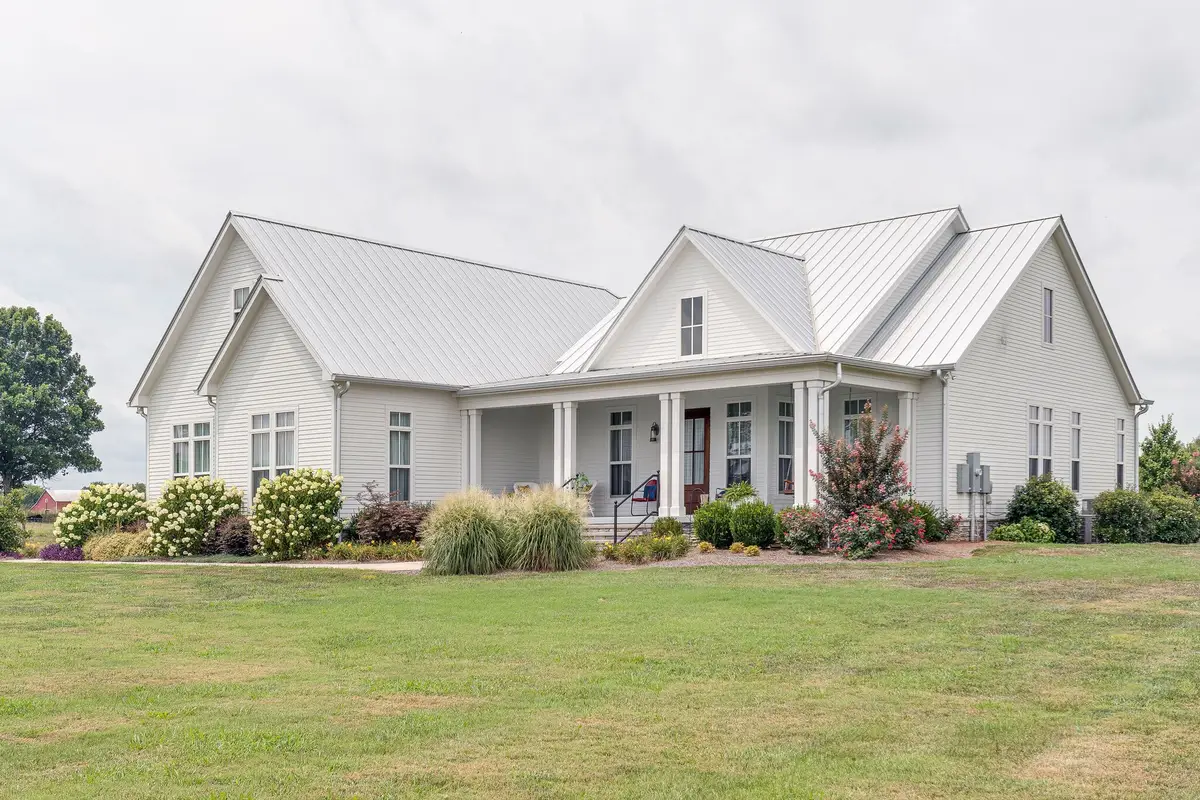 3130 Nashville Hwy, Lewisburg, TN 37091 - #1