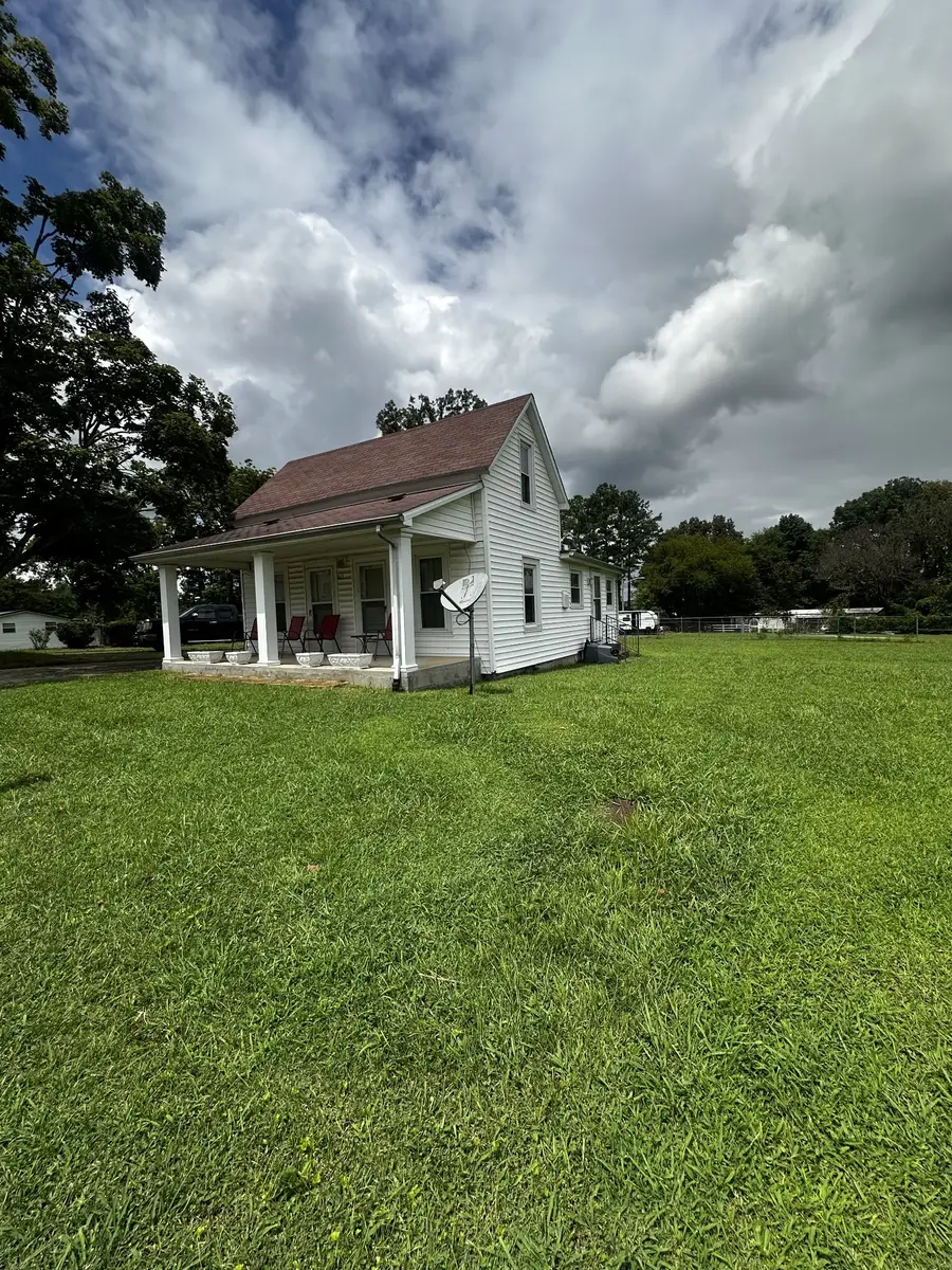 613 E Harp St, Manchester, TN 37355 - #3