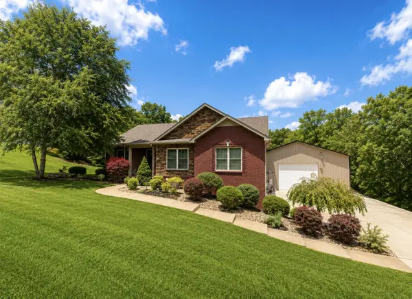 1194 Old Mack Rd, Clarksville, TN 37040