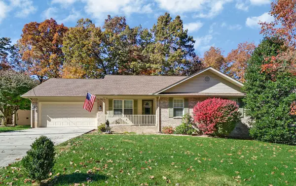 112 Lakewood Dr, Crossville, TN 38558