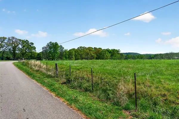 515 Jericho Rd, Quebeck, TN 38579