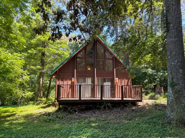 240 Shawna Ln, Hillsboro, TN 37342