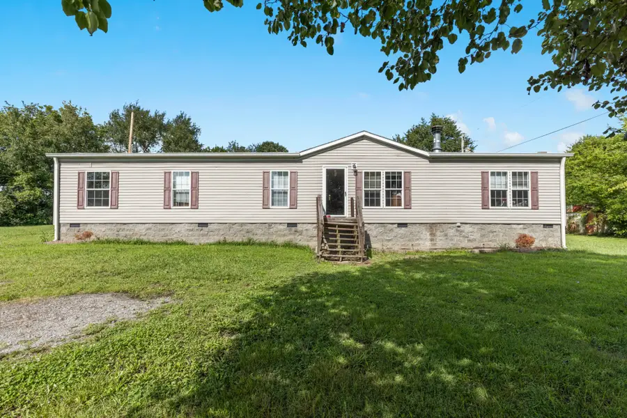 4377 Woodrow Wilson Rd, Springfield, TN 37172 - #2