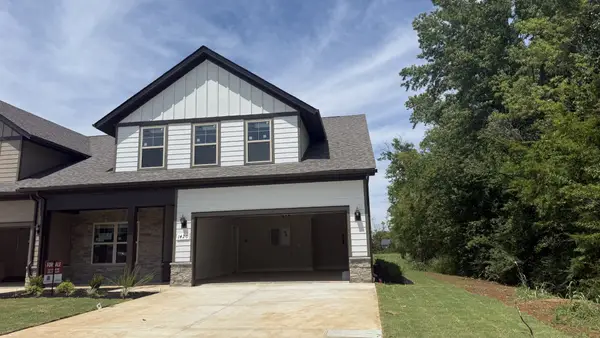 1420 Suzanne Drive, Murfreesboro, TN 37128