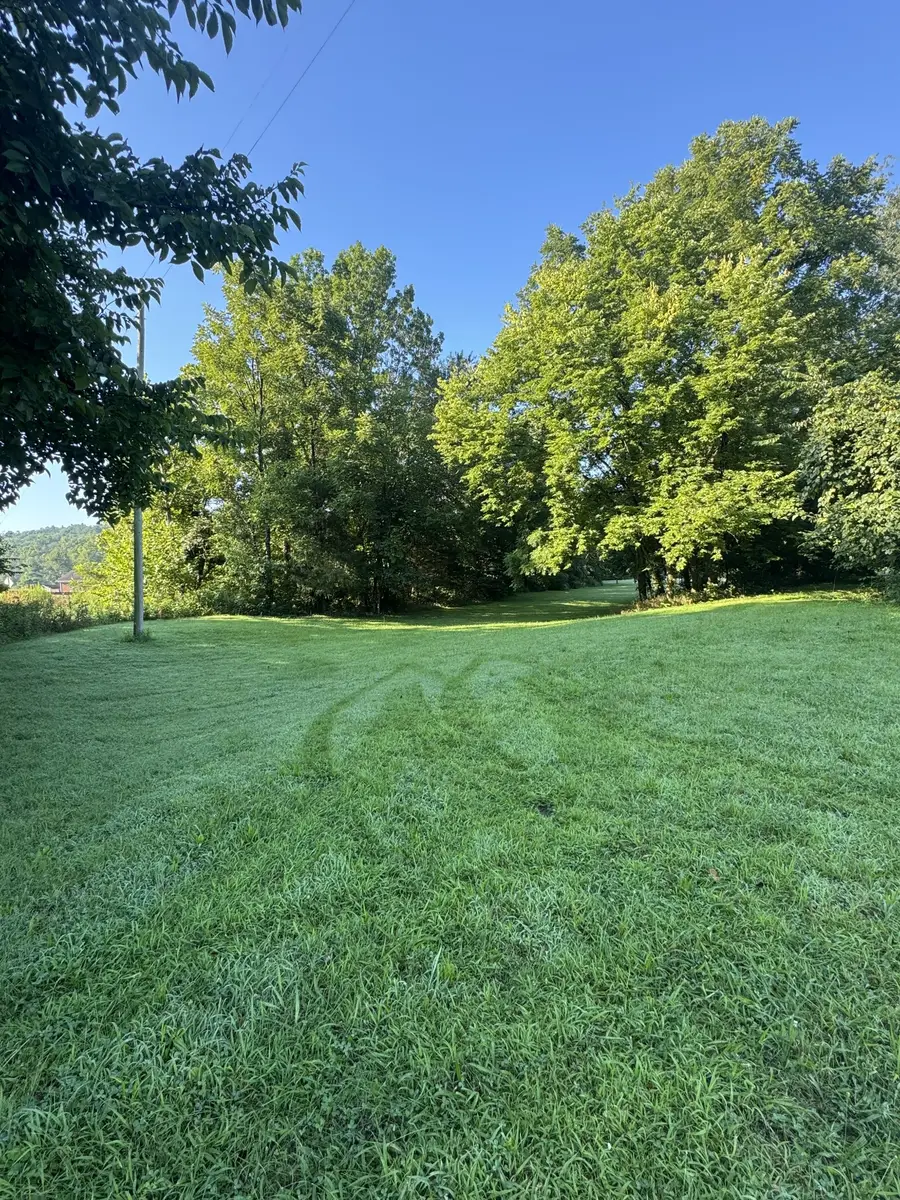 3992 Hwy 31e, Bethpage, TN 37022 - #3