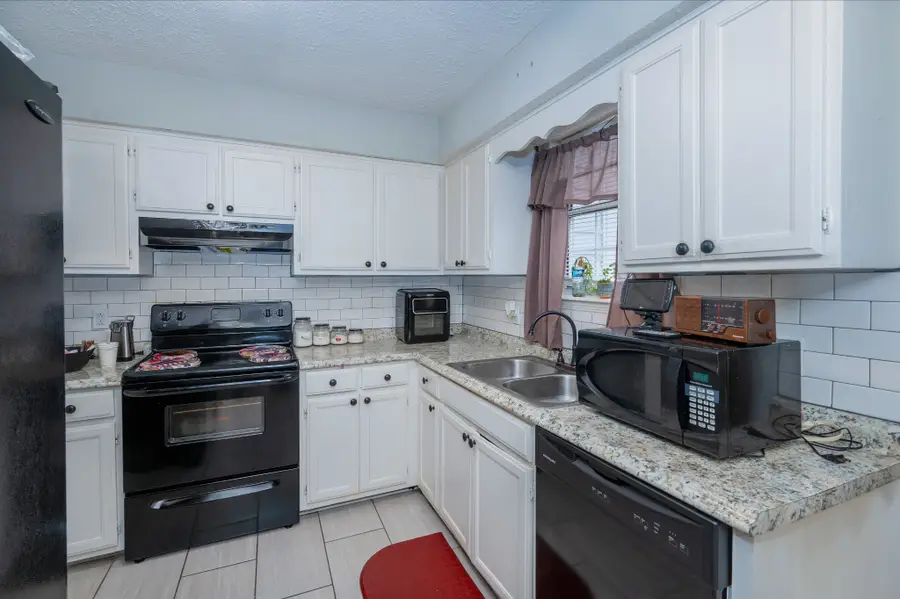 5 Rolling Meadows Dr, Goodlettsville, TN 37072 - #3