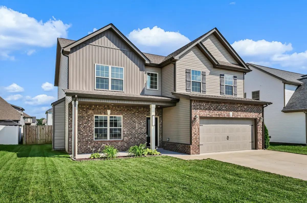 1483 Kingbird Dr, Clarksville, TN 37040 - #1