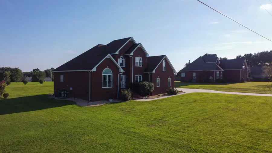 98 Aberdeen Ave, Hillsboro, TN 37342 - #3