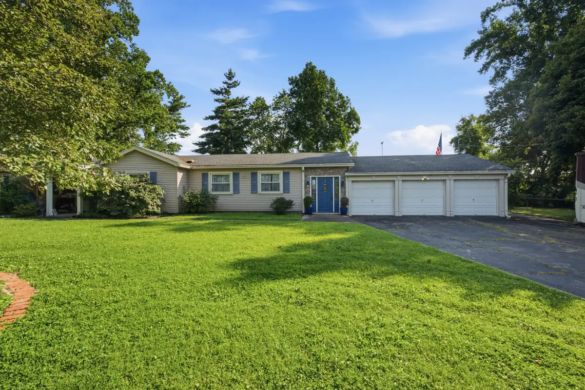 2520 Pennington Bend Rd, Nashville, TN 37214 - #1
